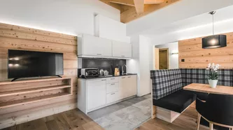 Kitchenette Suite Apartment in the Dolomites